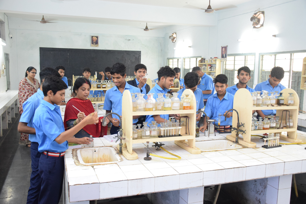 Vivekananda Vidyapeeth, Raipur